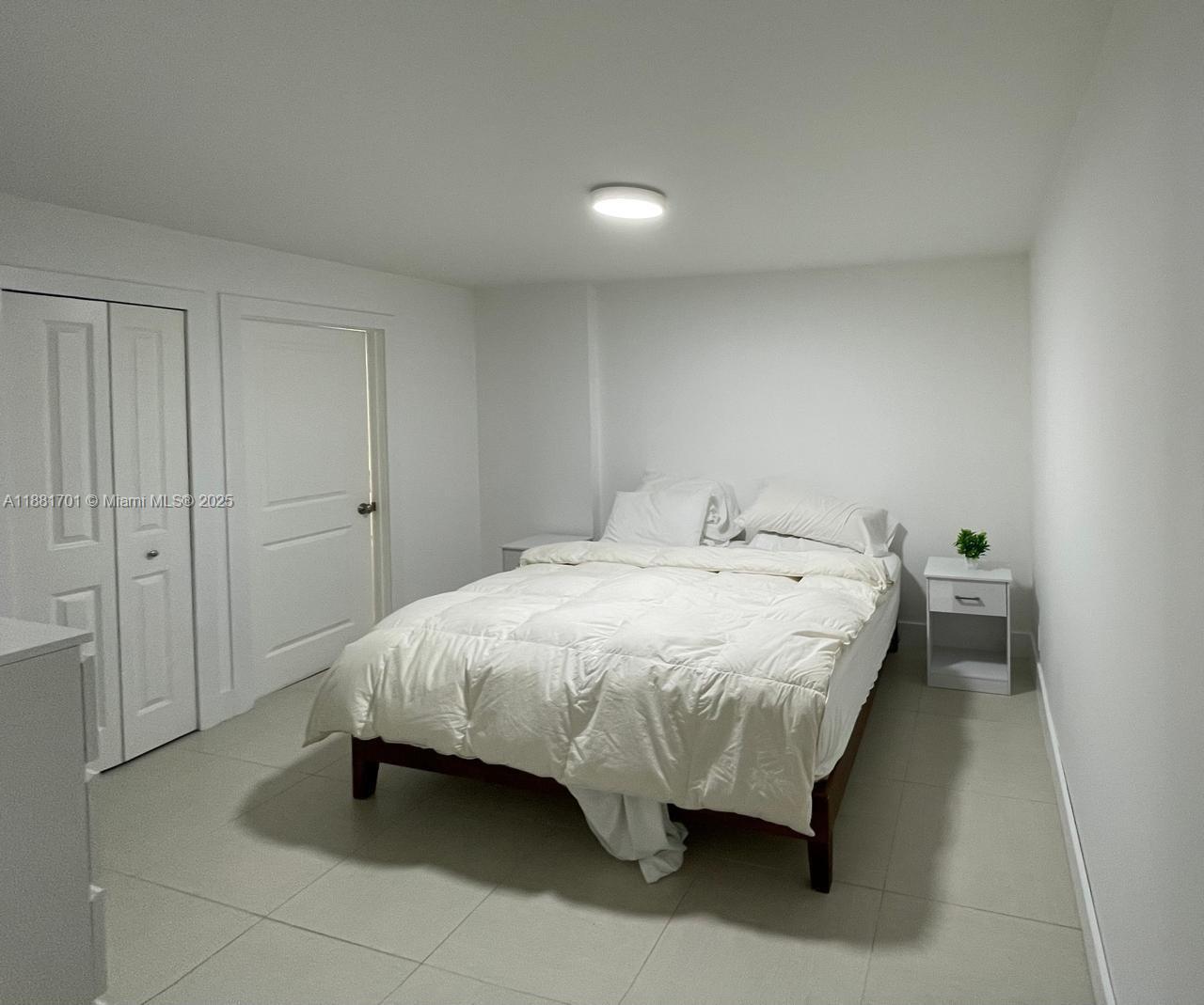 8877 Collins Ave #305, Surfside FL 33154