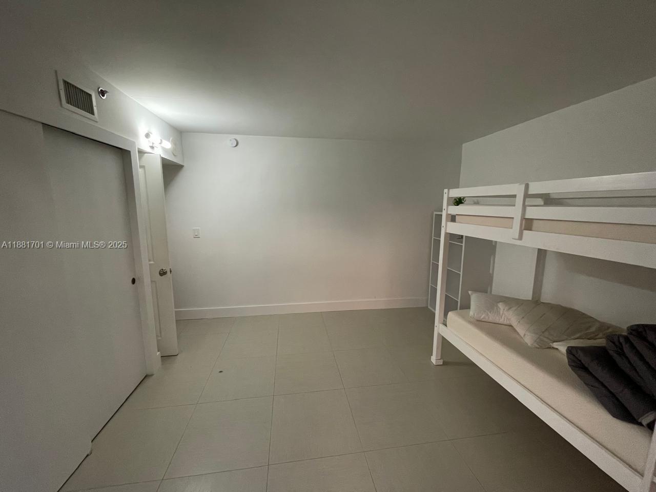 8877 Collins Ave #305, Surfside FL 33154