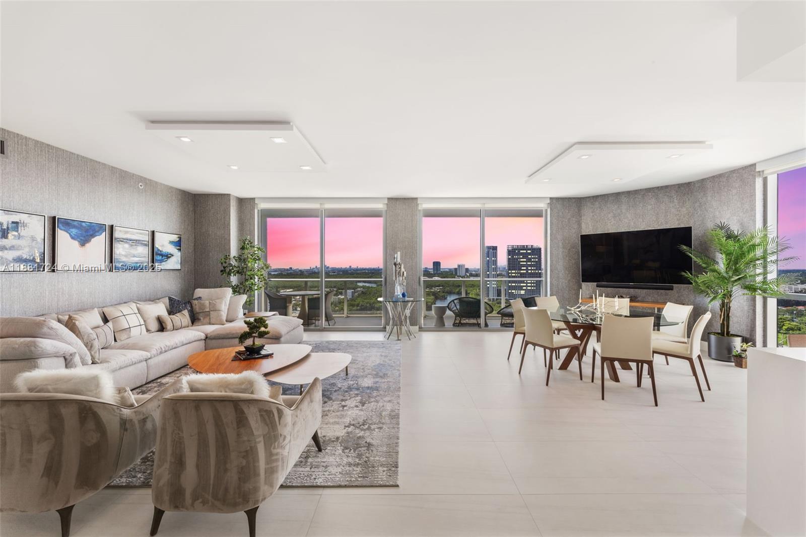 17111 Biscayne Blvd #2202, North Miami Beach FL 33160