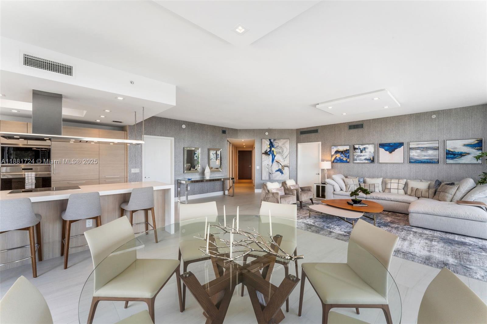 17111 Biscayne Blvd #2202, North Miami Beach FL 33160