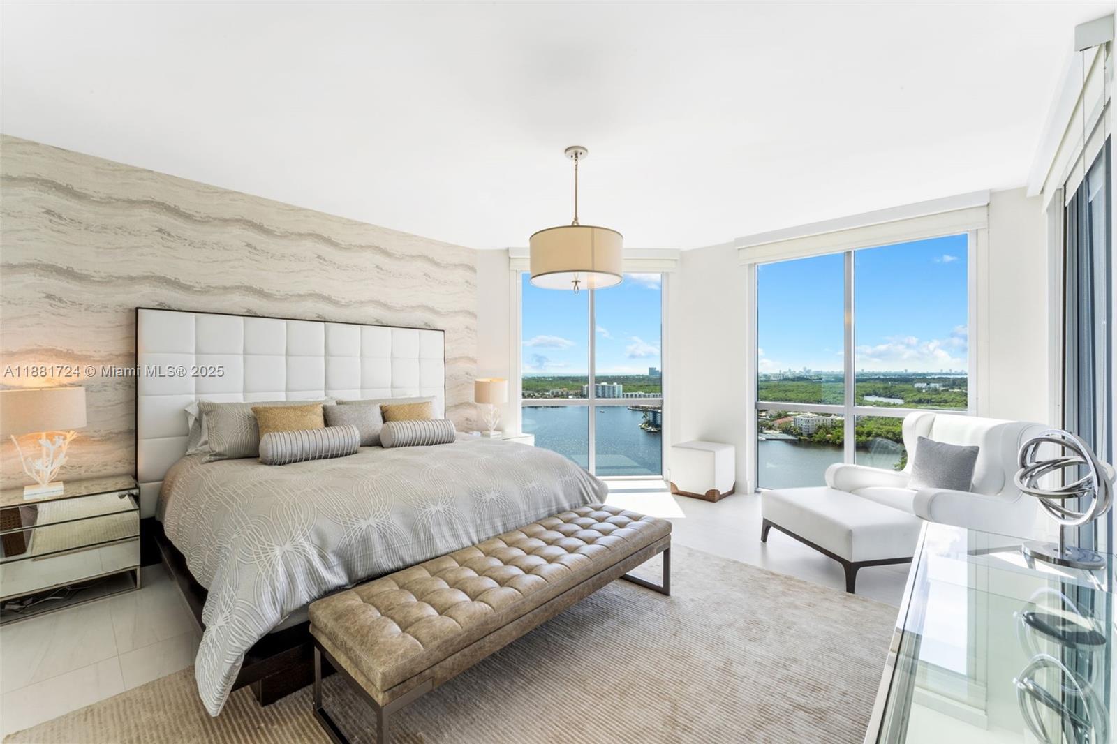 17111 Biscayne Blvd #2202, North Miami Beach FL 33160
