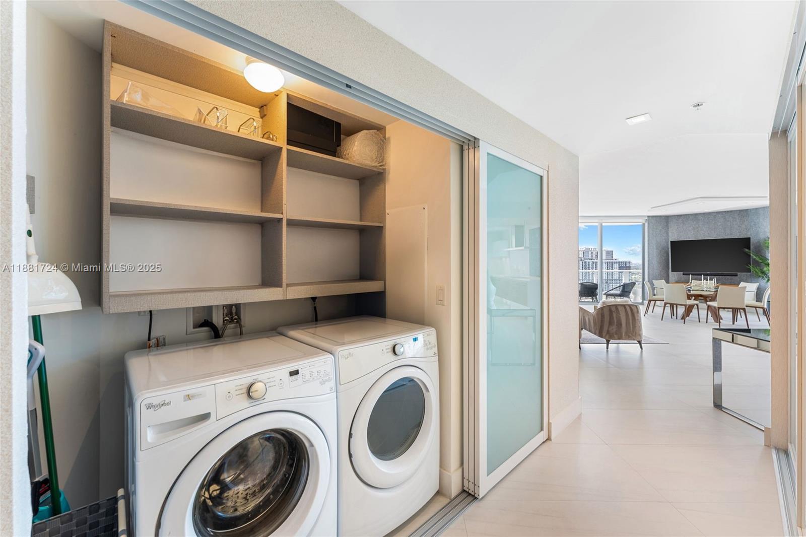 17111 Biscayne Blvd #2202, North Miami Beach FL 33160
