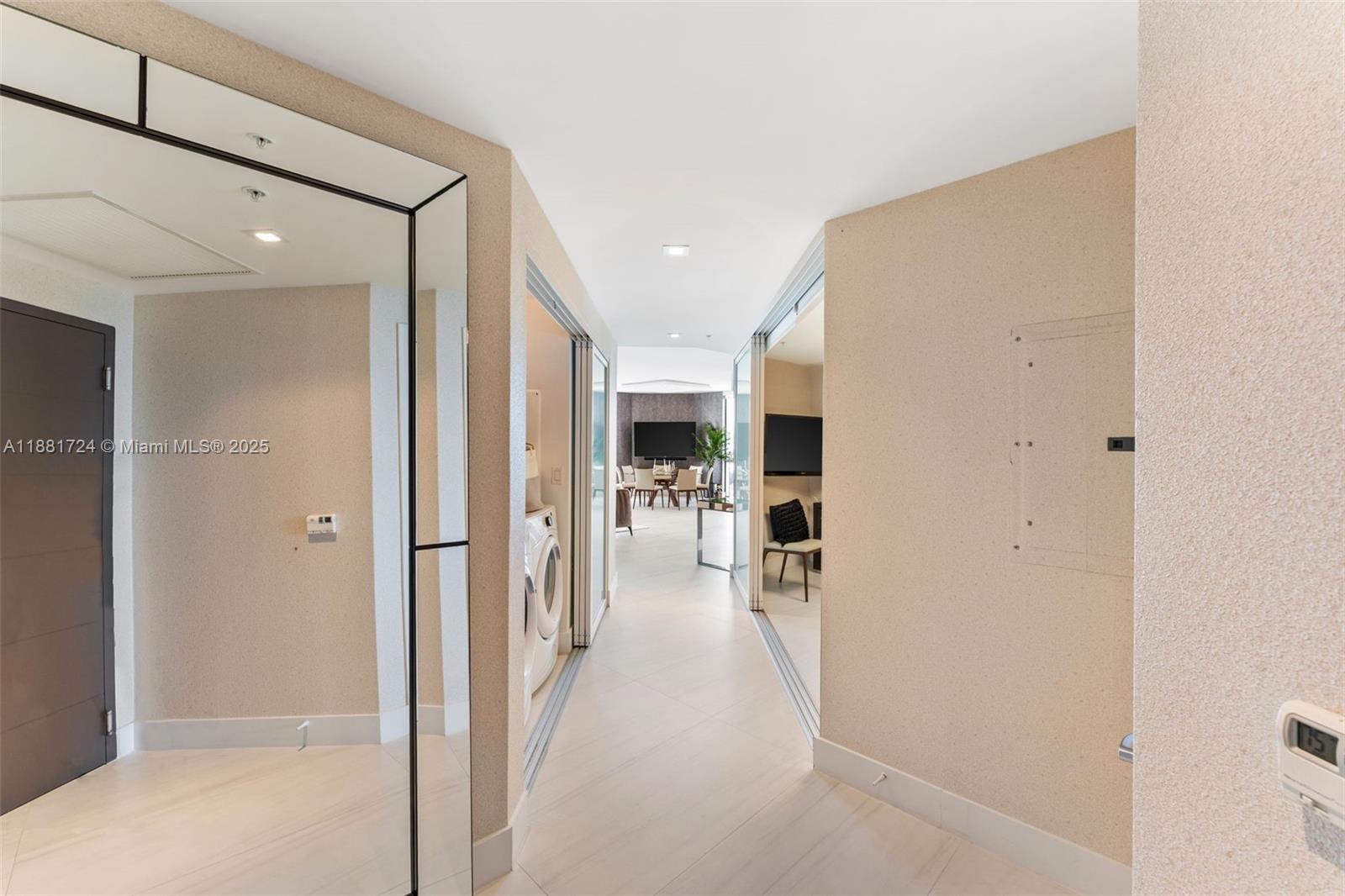 17111 Biscayne Blvd #2202, North Miami Beach FL 33160