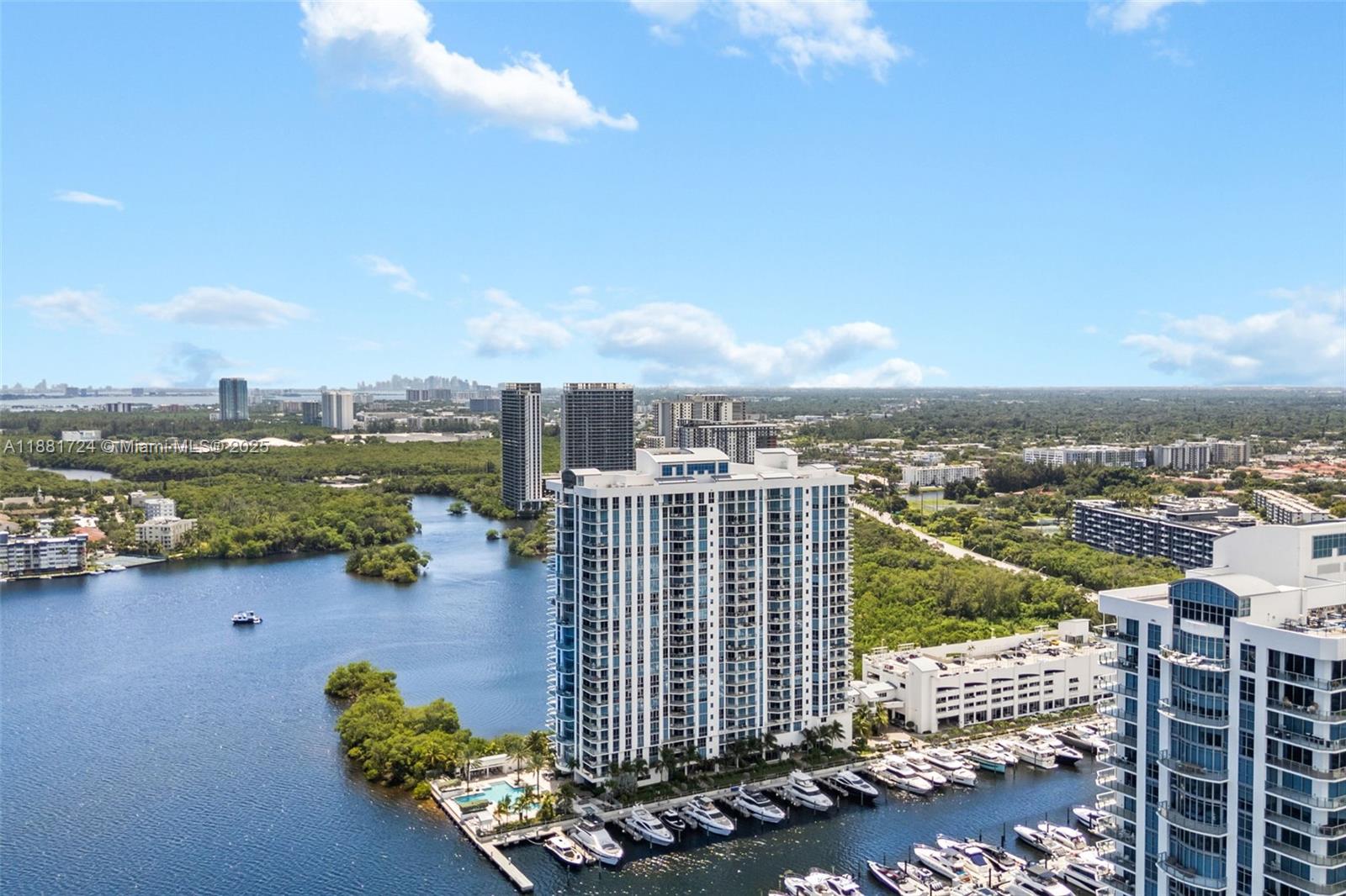 17111 Biscayne Blvd #2202, North Miami Beach FL 33160