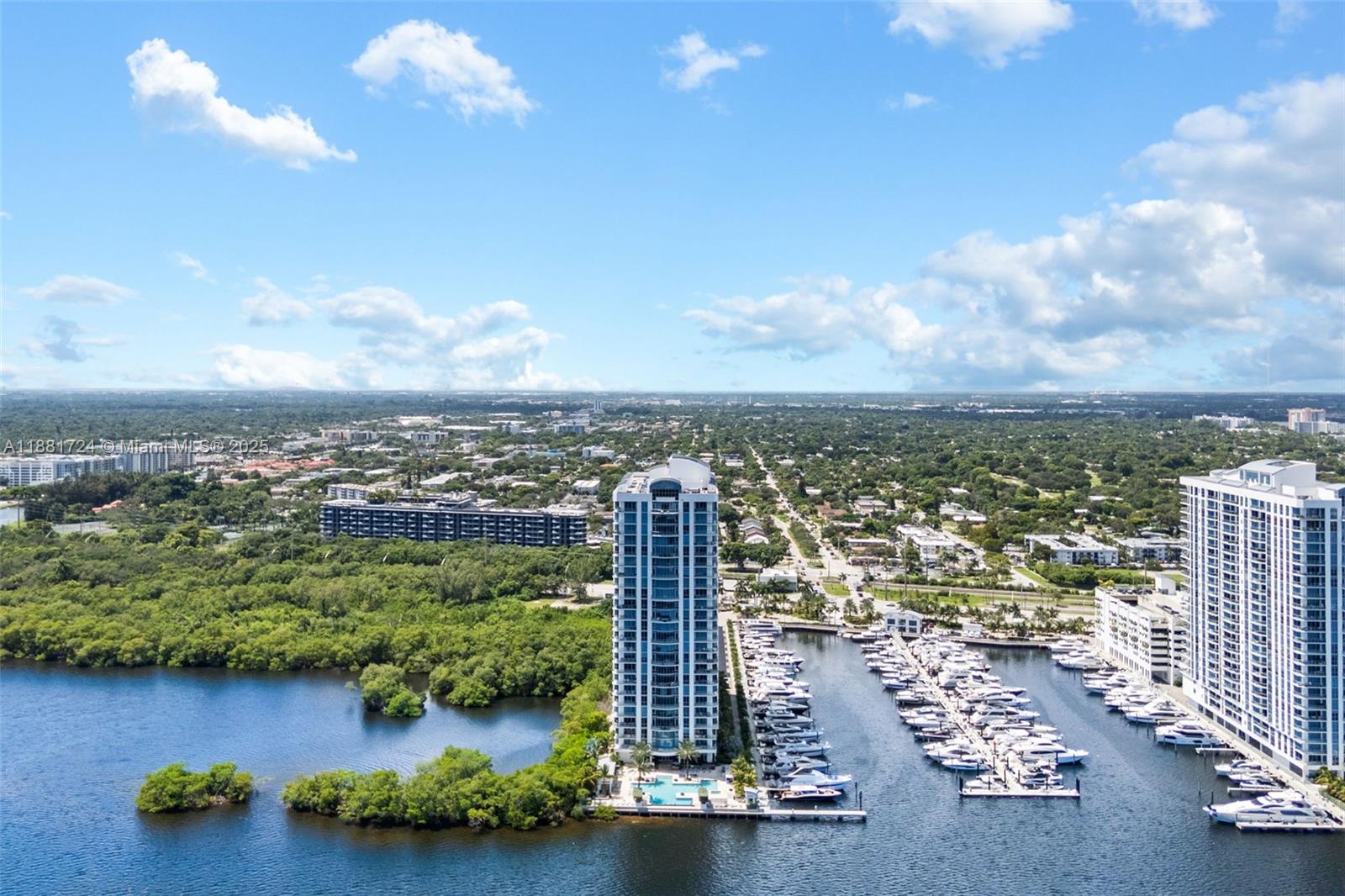 17111 Biscayne Blvd #2202, North Miami Beach FL 33160