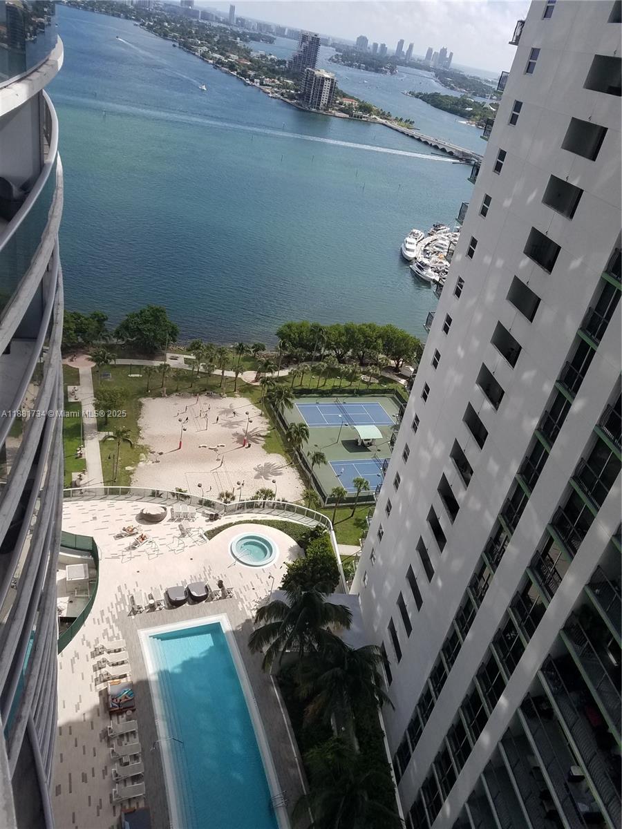488 NE 18th St #2706, Miami FL 33132