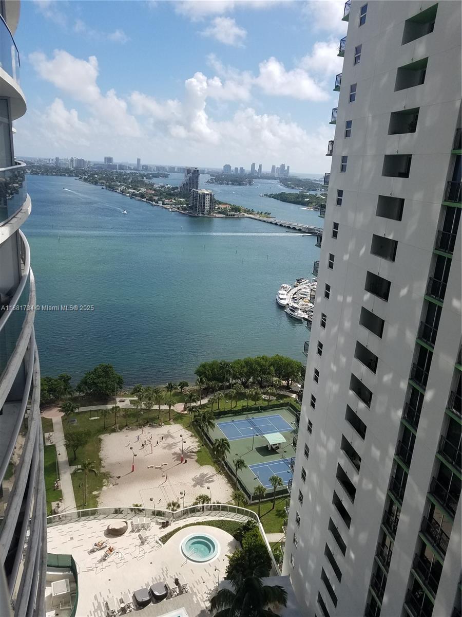 488 NE 18th St #2706, Miami FL 33132