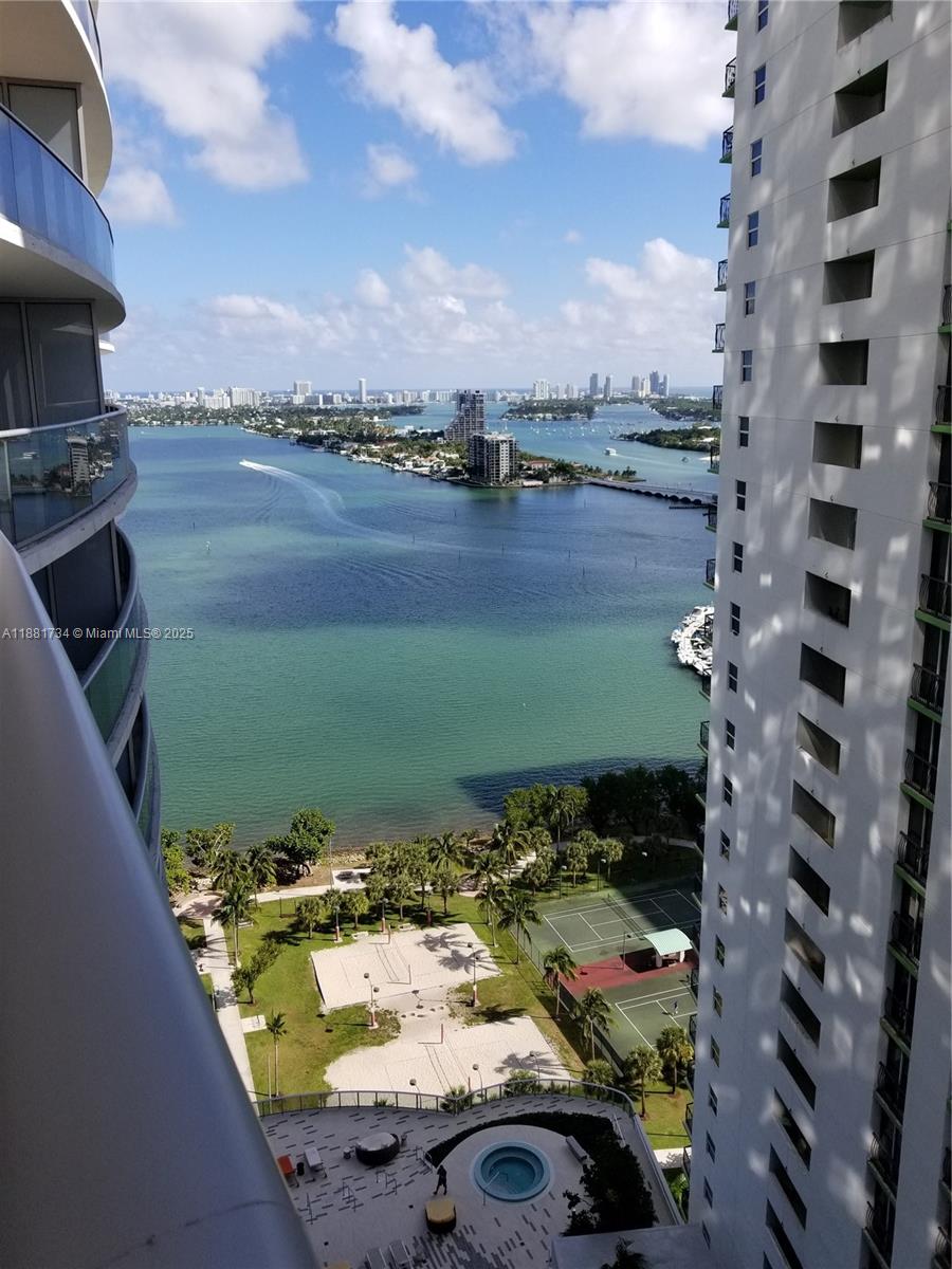 488 NE 18th St #2706, Miami FL 33132