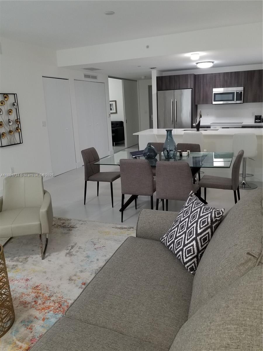 488 NE 18th St #2706, Miami FL 33132