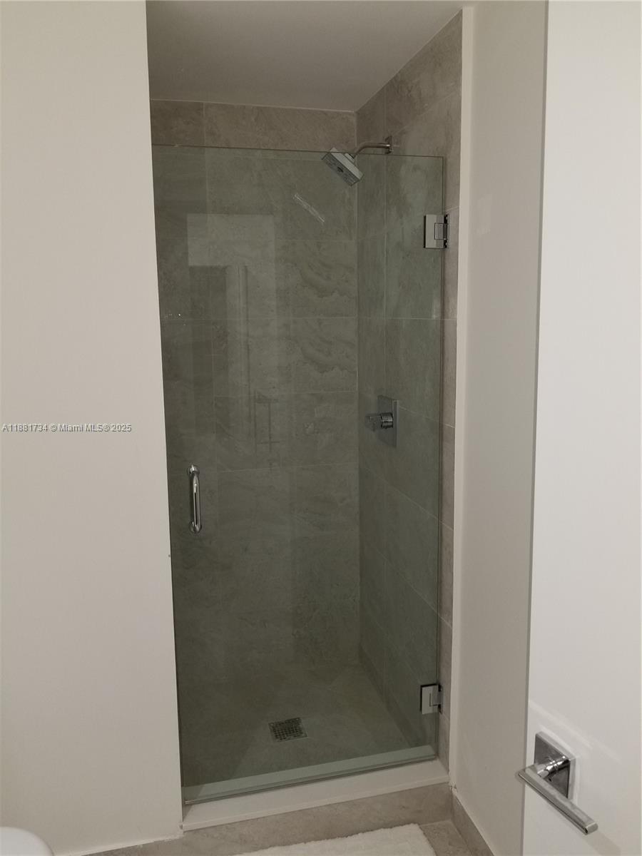 488 NE 18th St #2706, Miami FL 33132