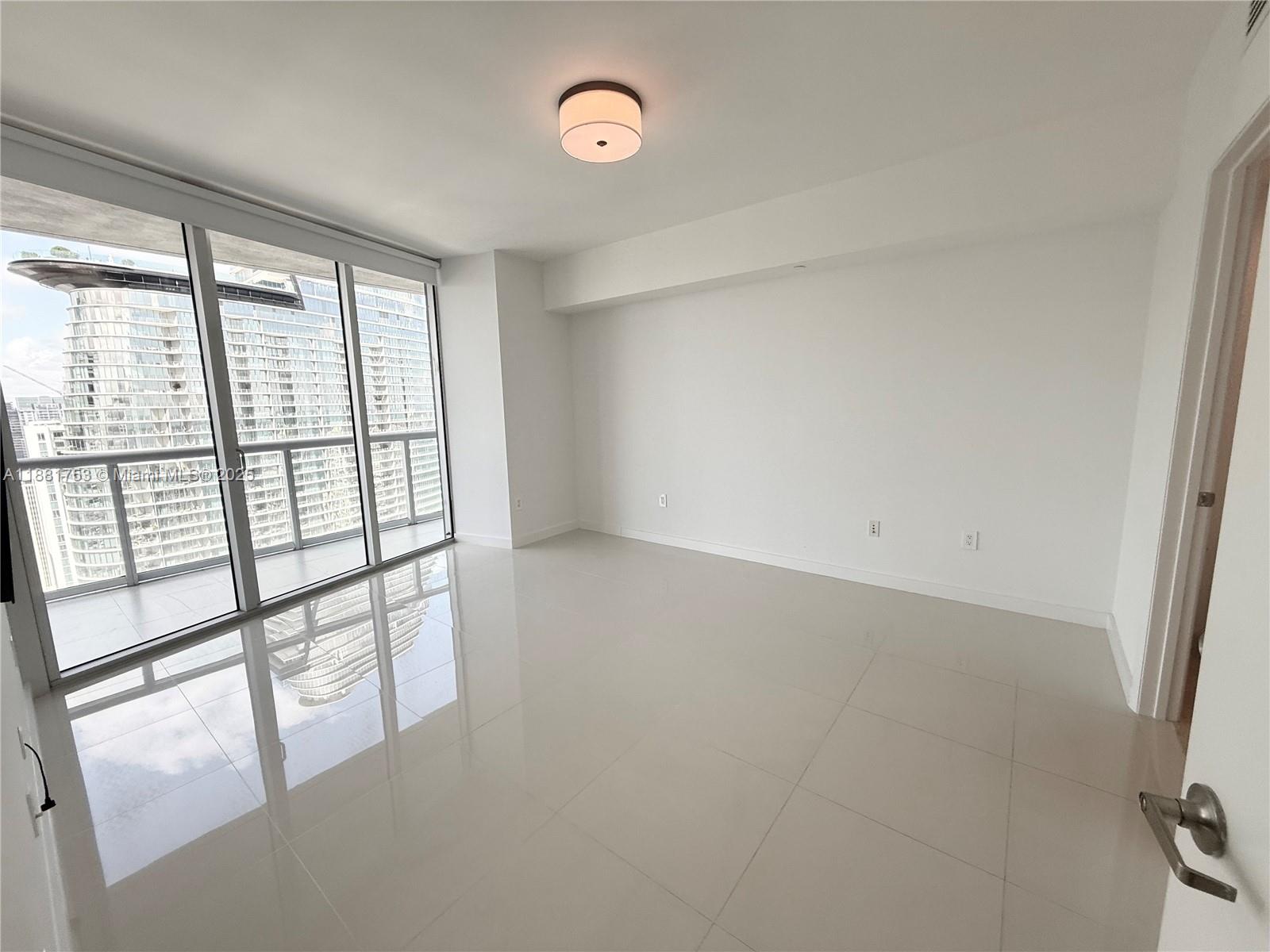 475 Brickell Ave #4812, Miami FL 33131