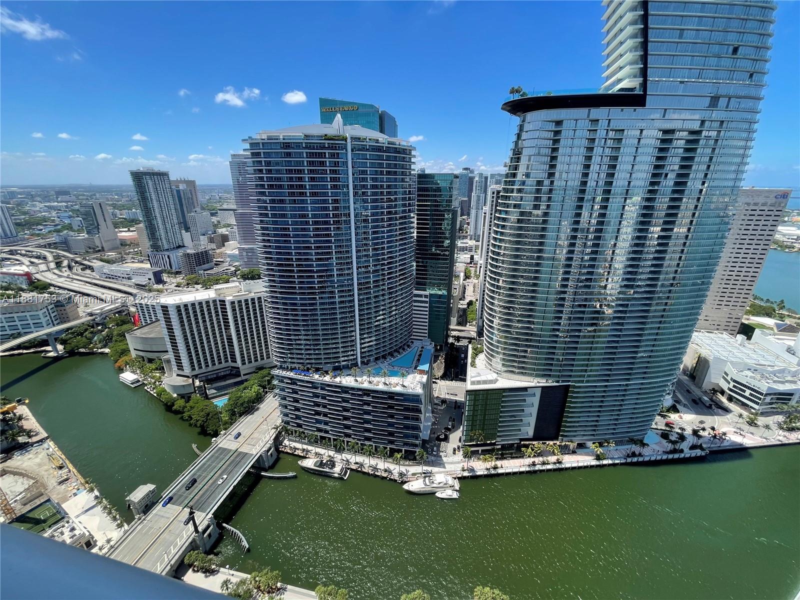 475 Brickell Ave #4812, Miami FL 33131