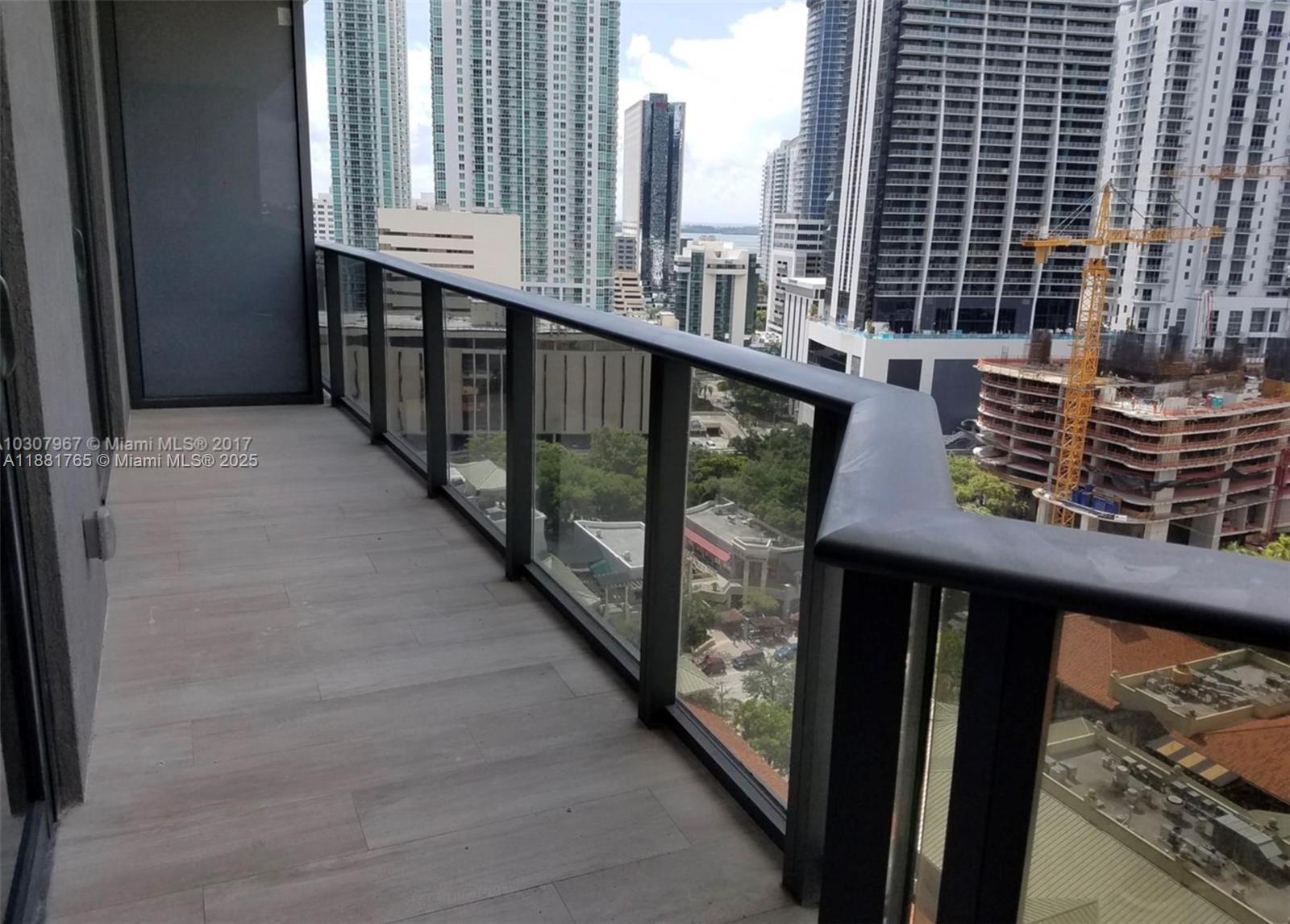 55 SW 9th St #1604, Miami FL 33130