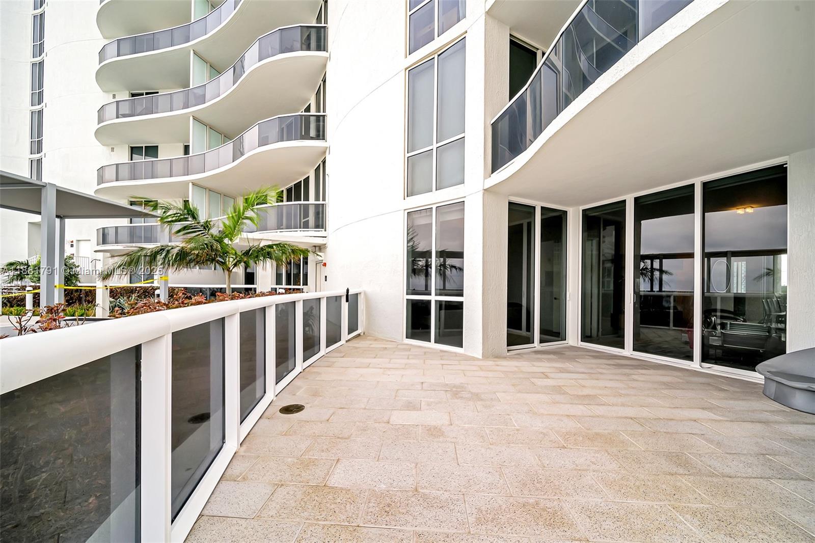 15901 Collins Ave #404, Sunny Isles Beach FL 33160