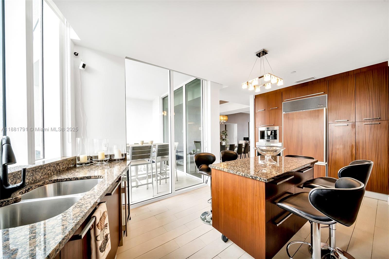 15901 Collins Ave #404, Sunny Isles Beach FL 33160