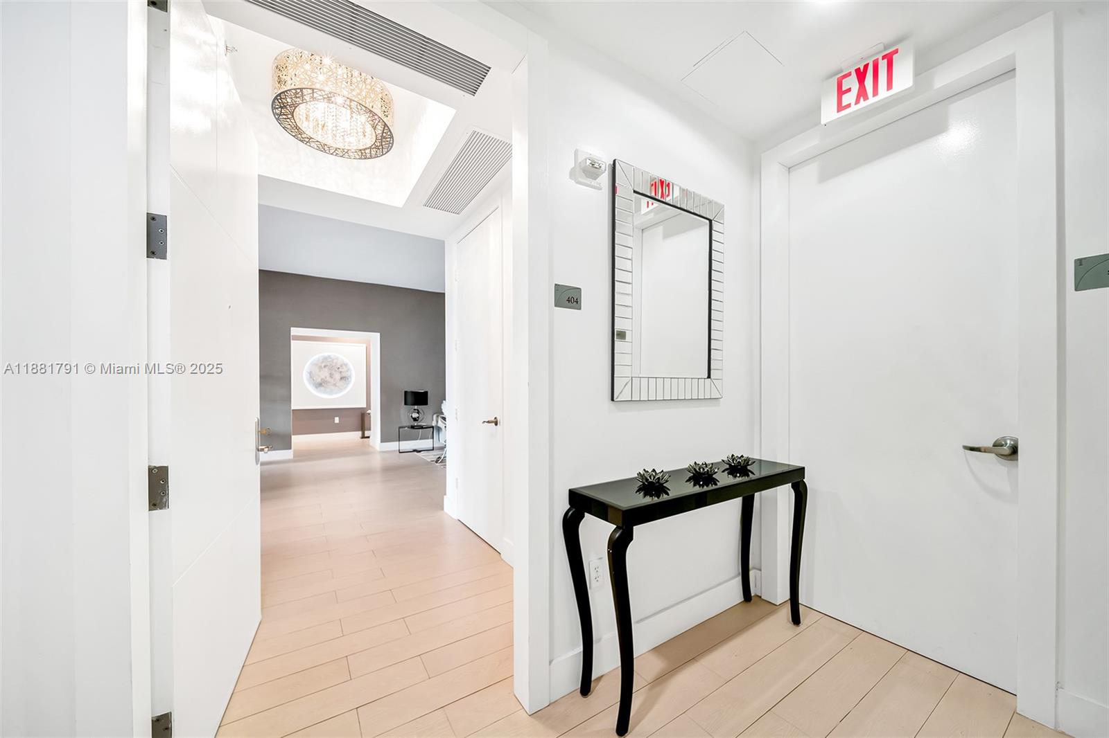 15901 Collins Ave #404, Sunny Isles Beach FL 33160