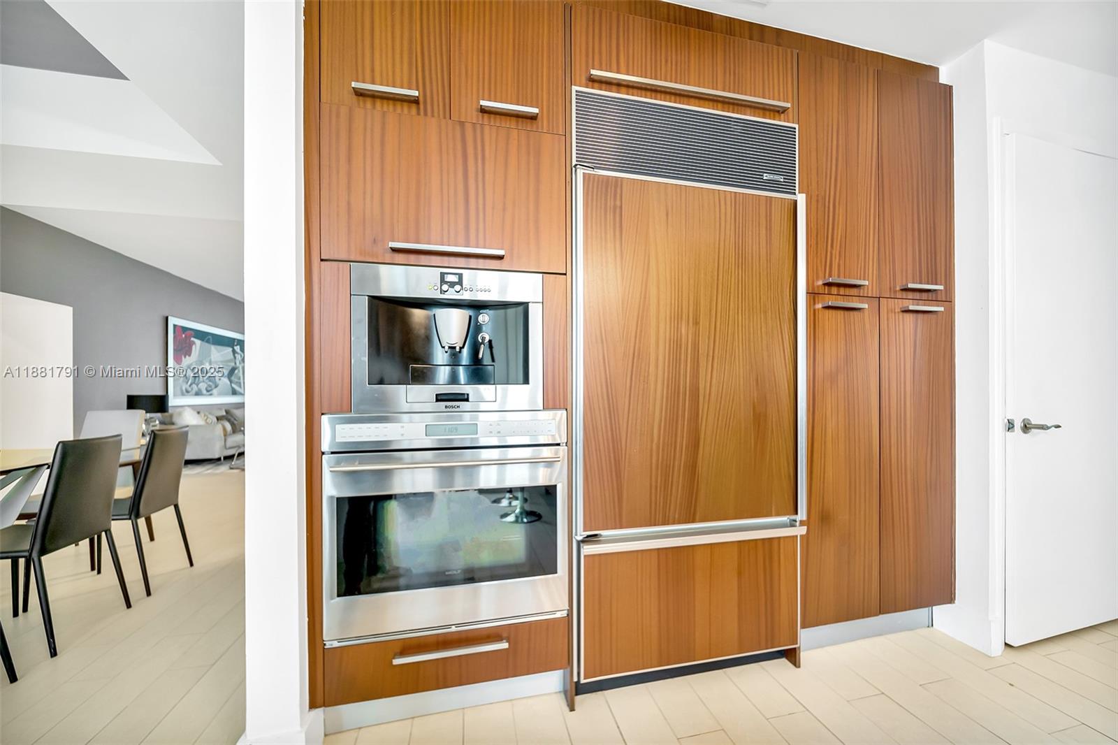 15901 Collins Ave #404, Sunny Isles Beach FL 33160