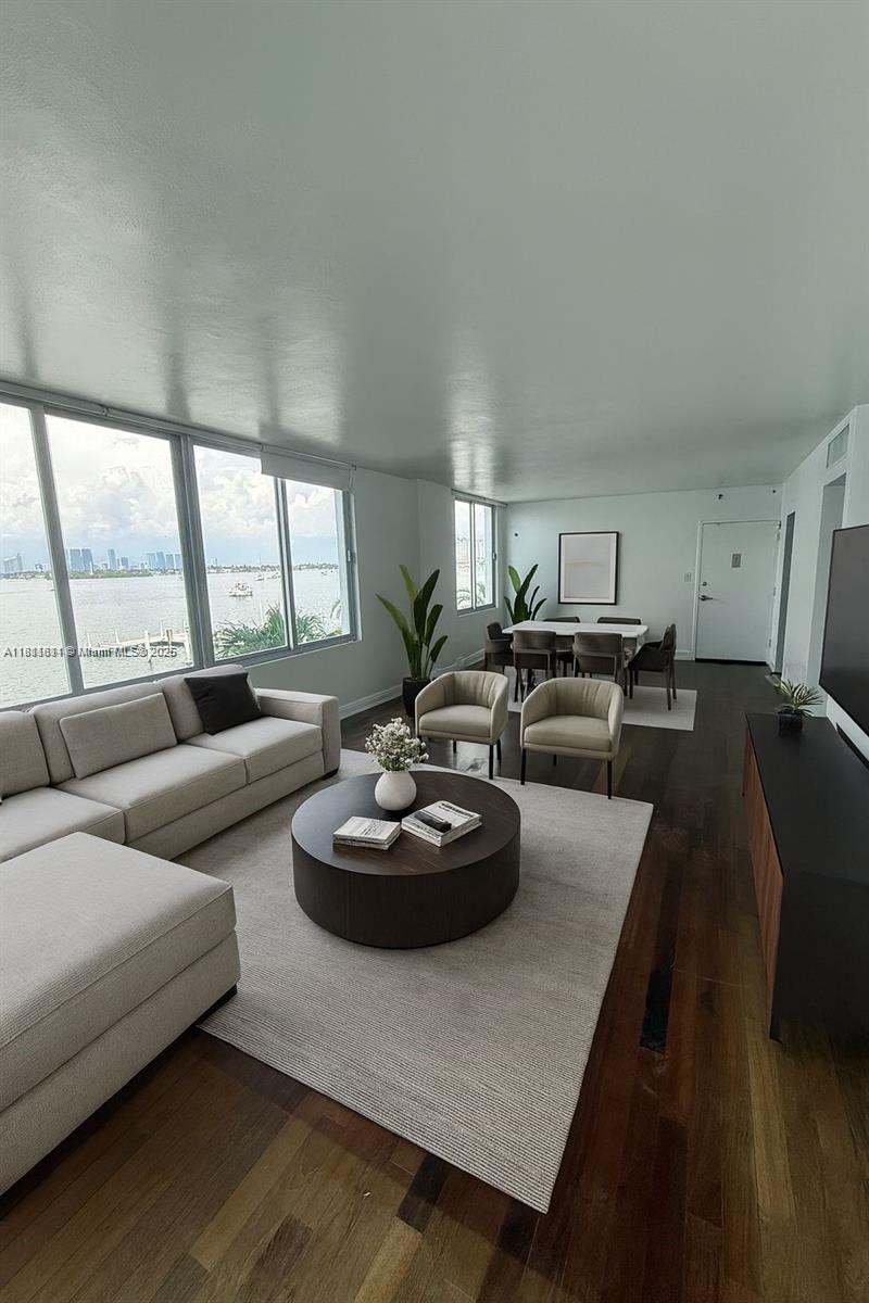 1000 West Ave #211, Miami Beach FL 33139