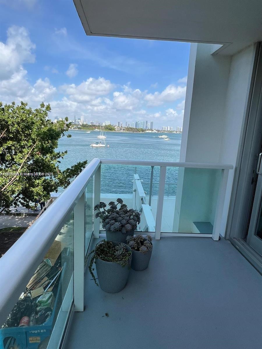 1000 West Ave #211, Miami Beach FL 33139