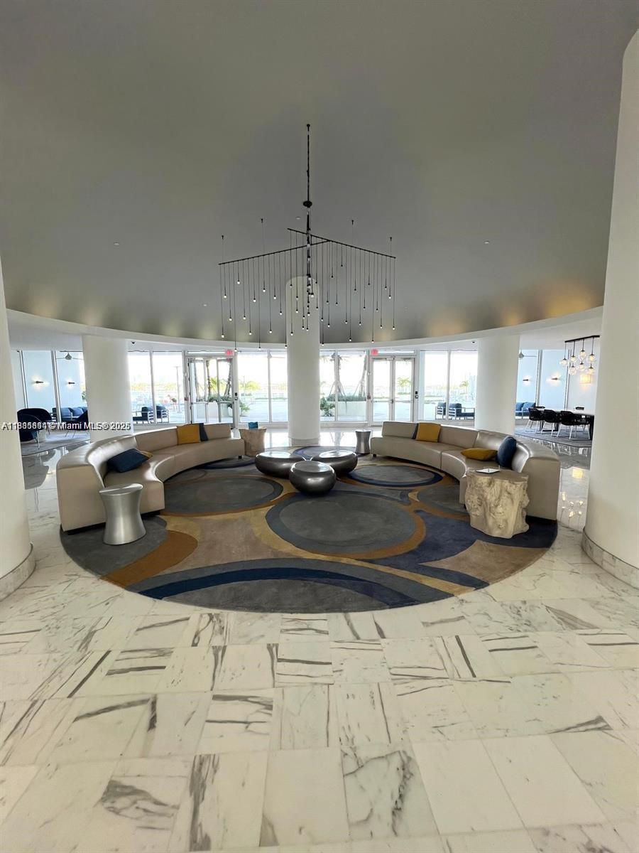 1000 West Ave #211, Miami Beach FL 33139