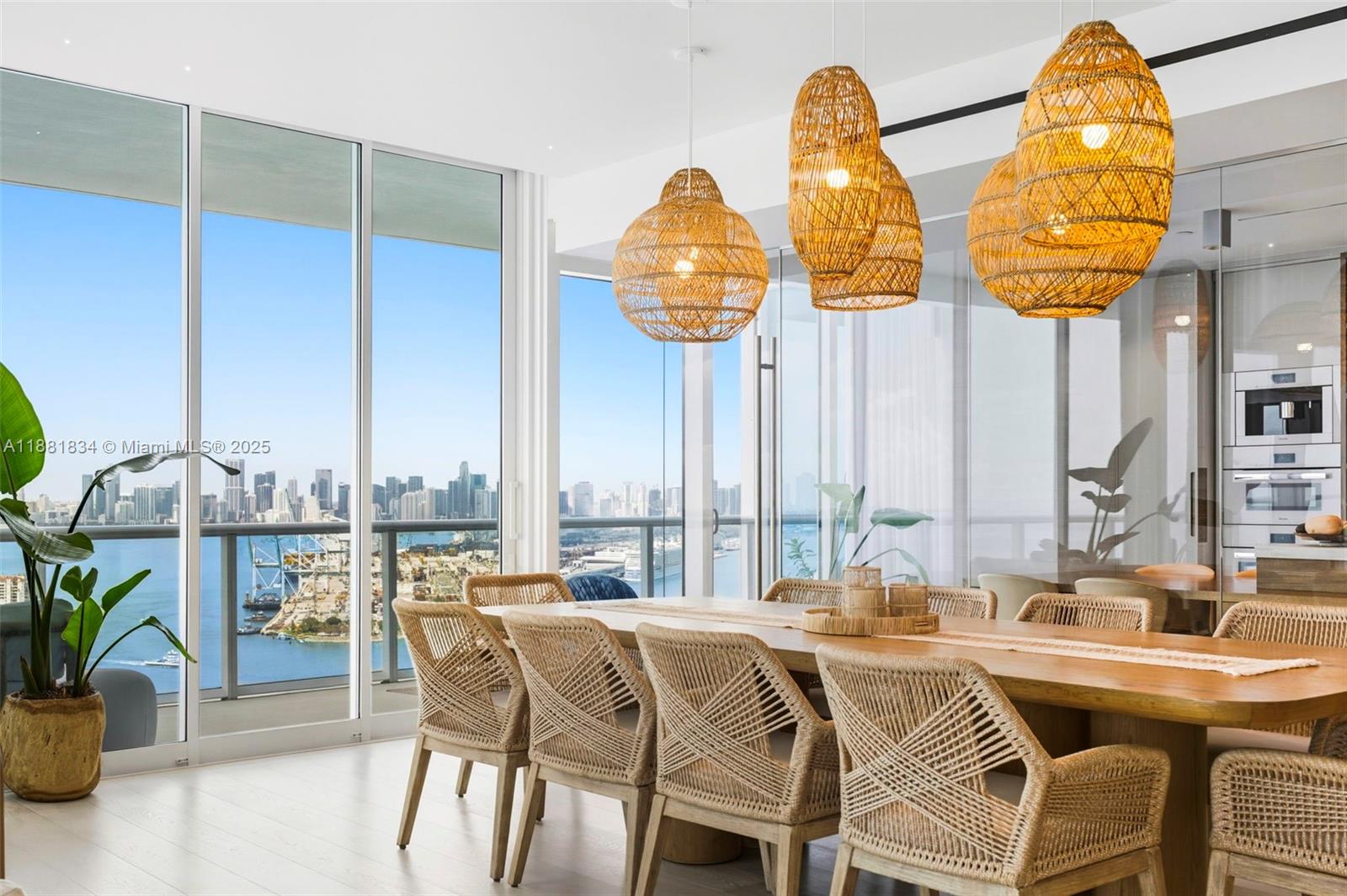 100 S Pointe Dr #3803, Miami Beach FL 33139