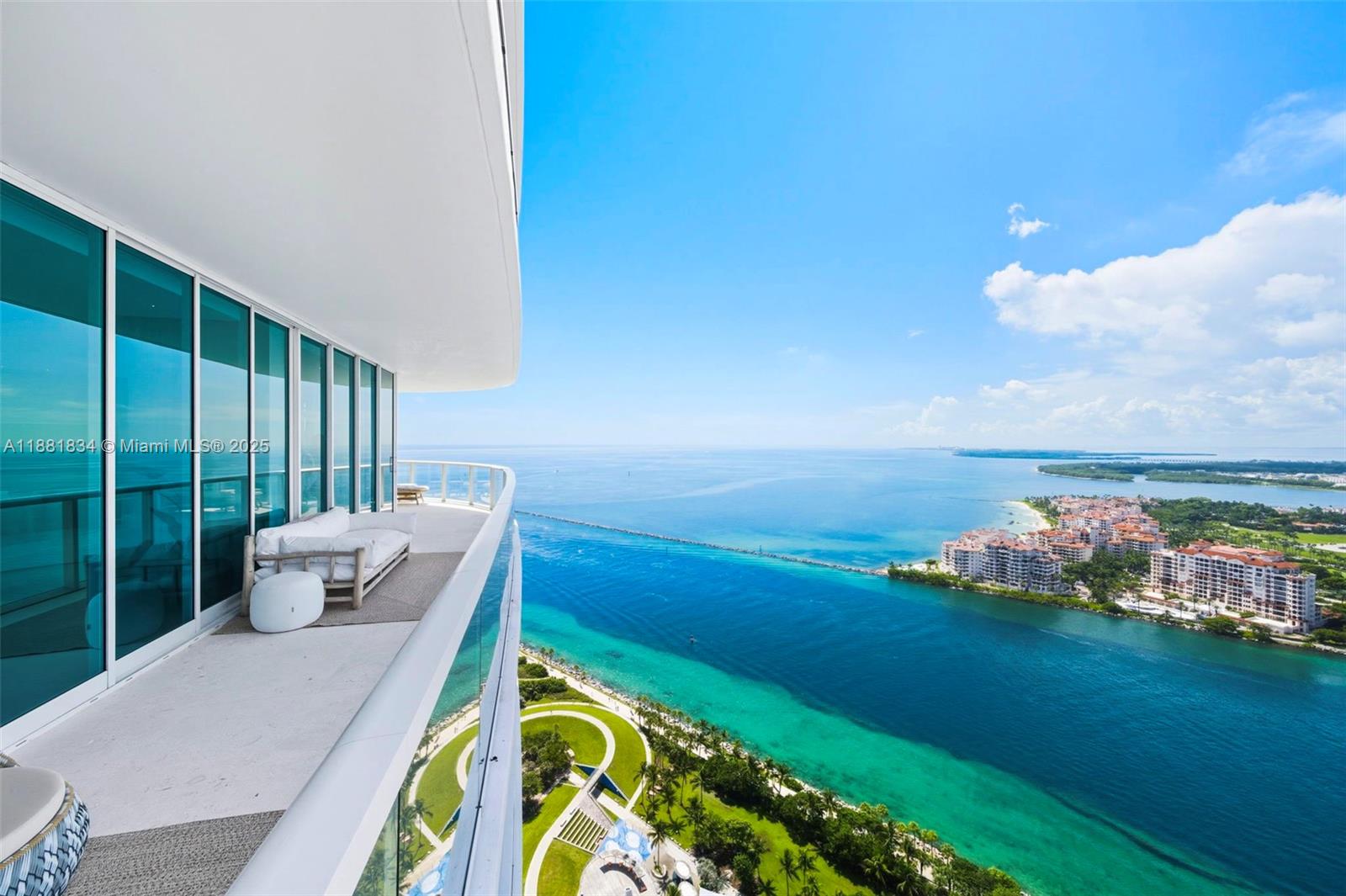 100 S Pointe Dr #3803, Miami Beach FL 33139