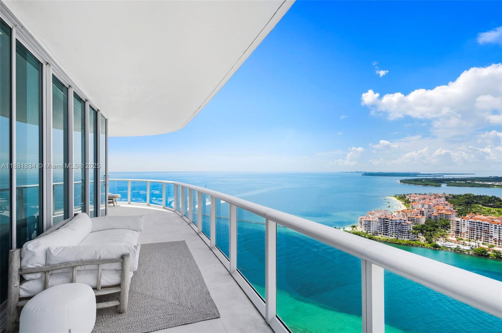 100 S Pointe Dr #3803, Miami Beach FL 33139