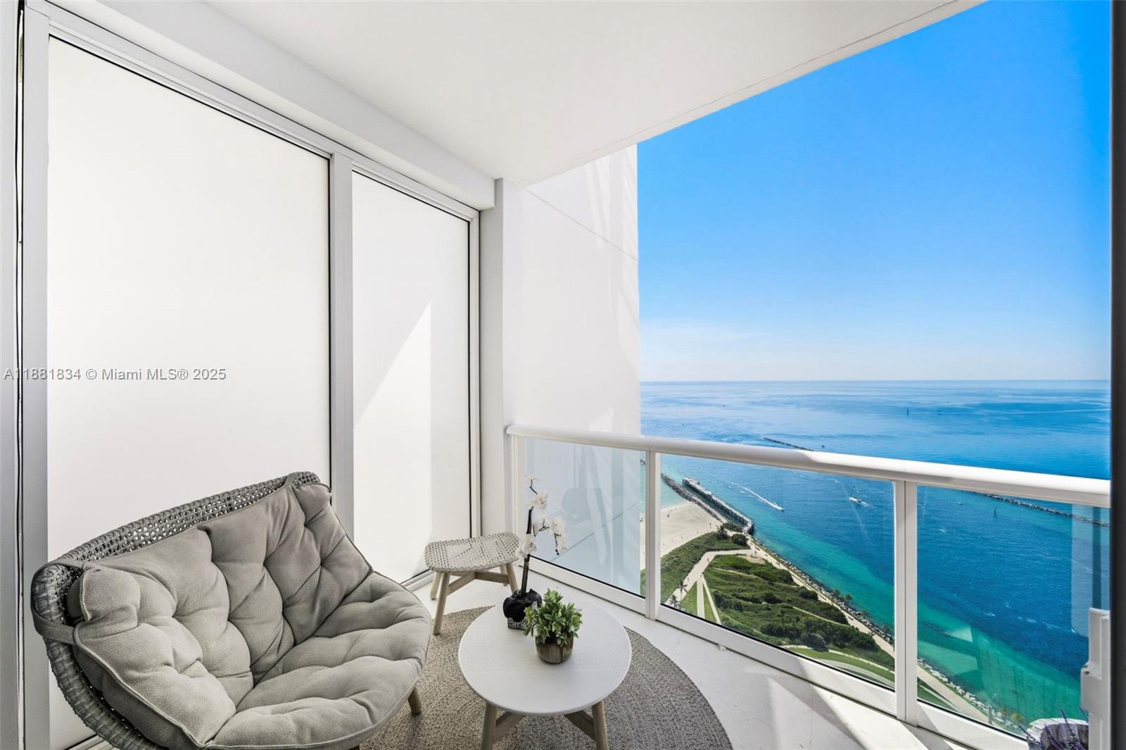 100 S Pointe Dr #3803, Miami Beach FL 33139