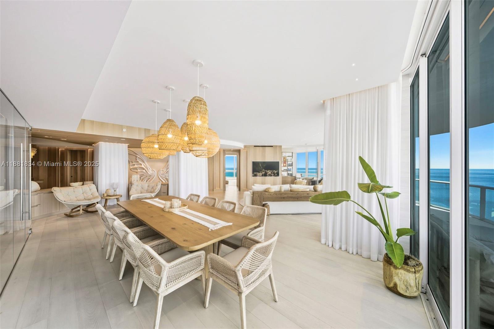 100 S Pointe Dr #3803, Miami Beach FL 33139