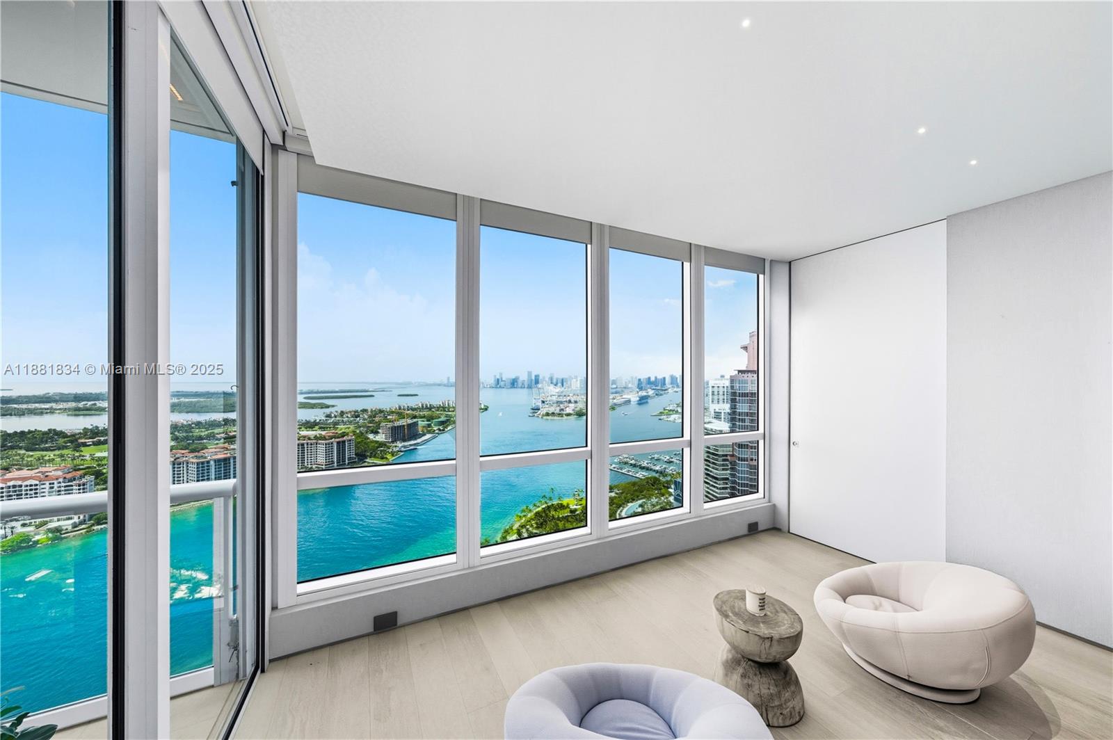 100 S Pointe Dr #3803, Miami Beach FL 33139