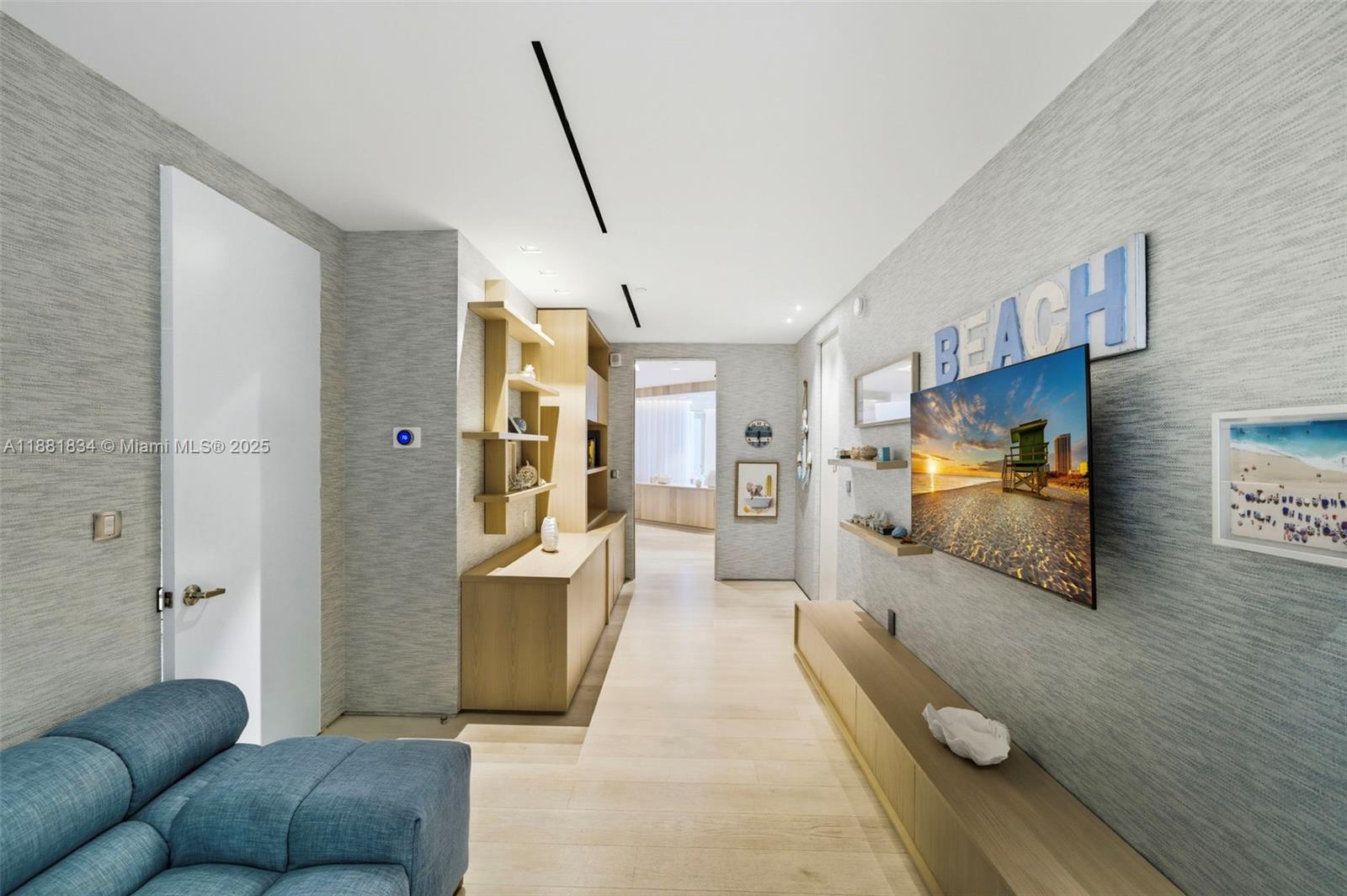 100 S Pointe Dr #3803, Miami Beach FL 33139