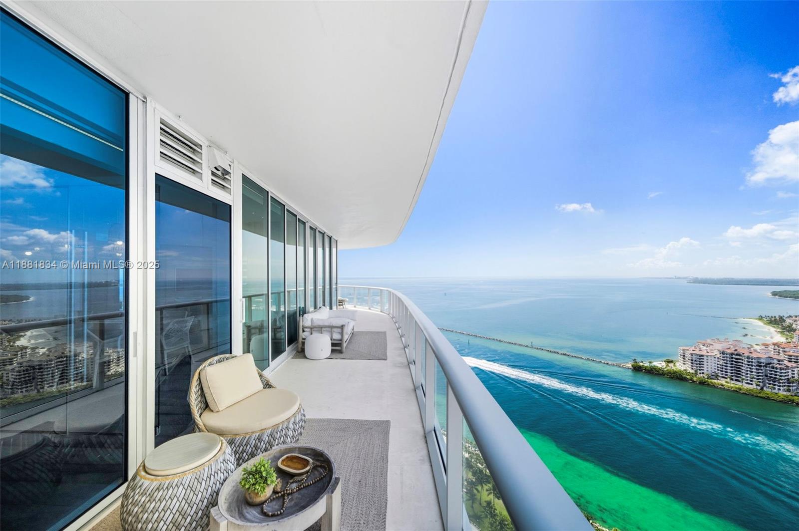 100 S Pointe Dr #3803, Miami Beach FL 33139