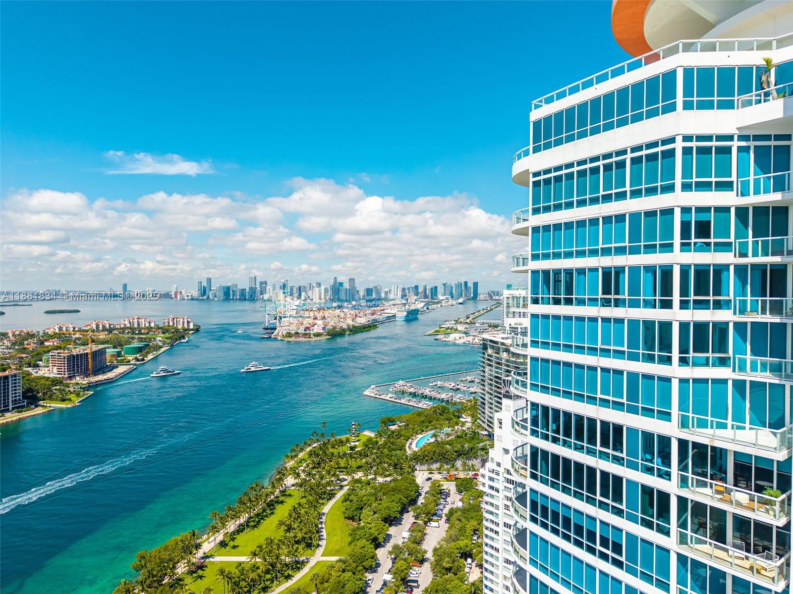 100 S Pointe Dr #3803, Miami Beach FL 33139