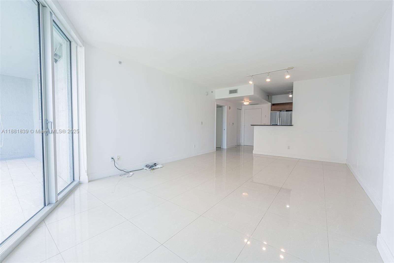 335 S Biscayne Blvd #2602, Miami FL 33131