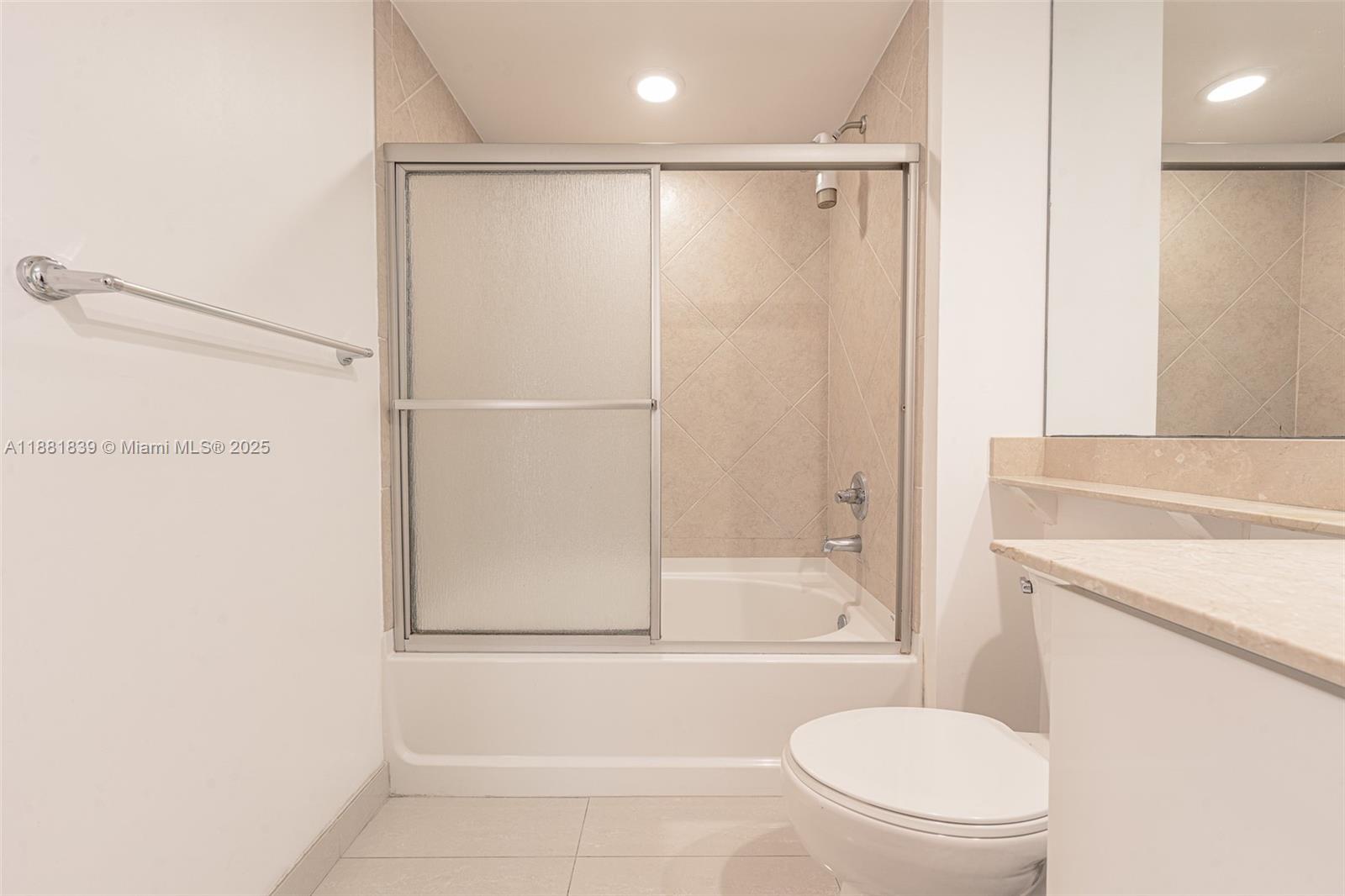 335 S Biscayne Blvd #2602, Miami FL 33131