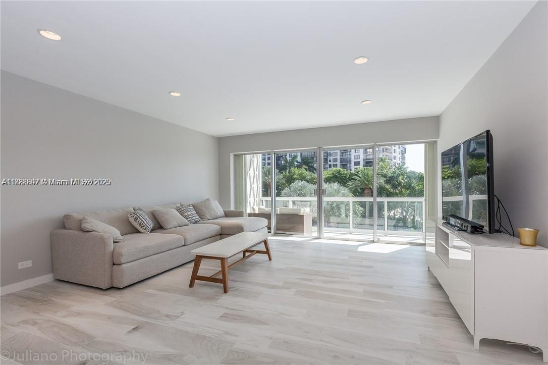 2451 Brickell Ave #3E, Miami FL 33129