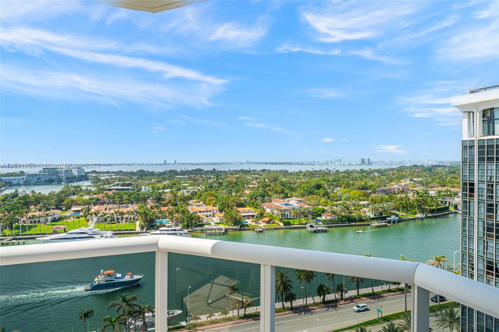4779 Collins Ave #1707, Miami Beach FL 33140