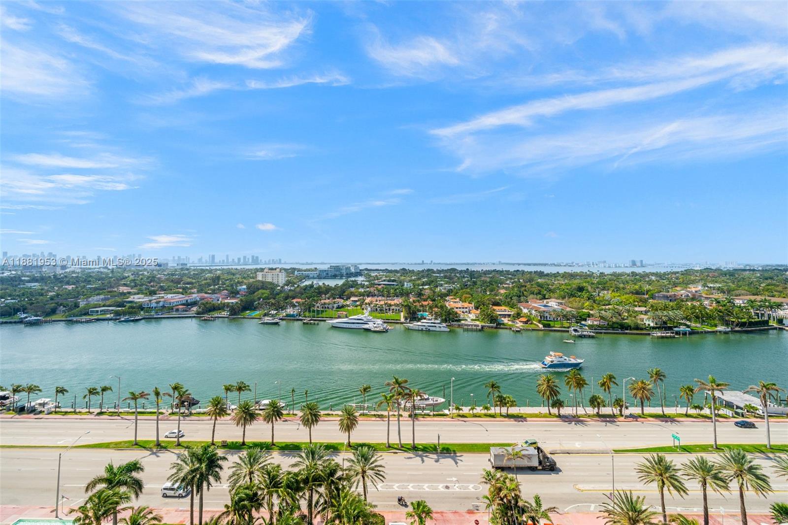 4779 Collins Ave #1707, Miami Beach FL 33140