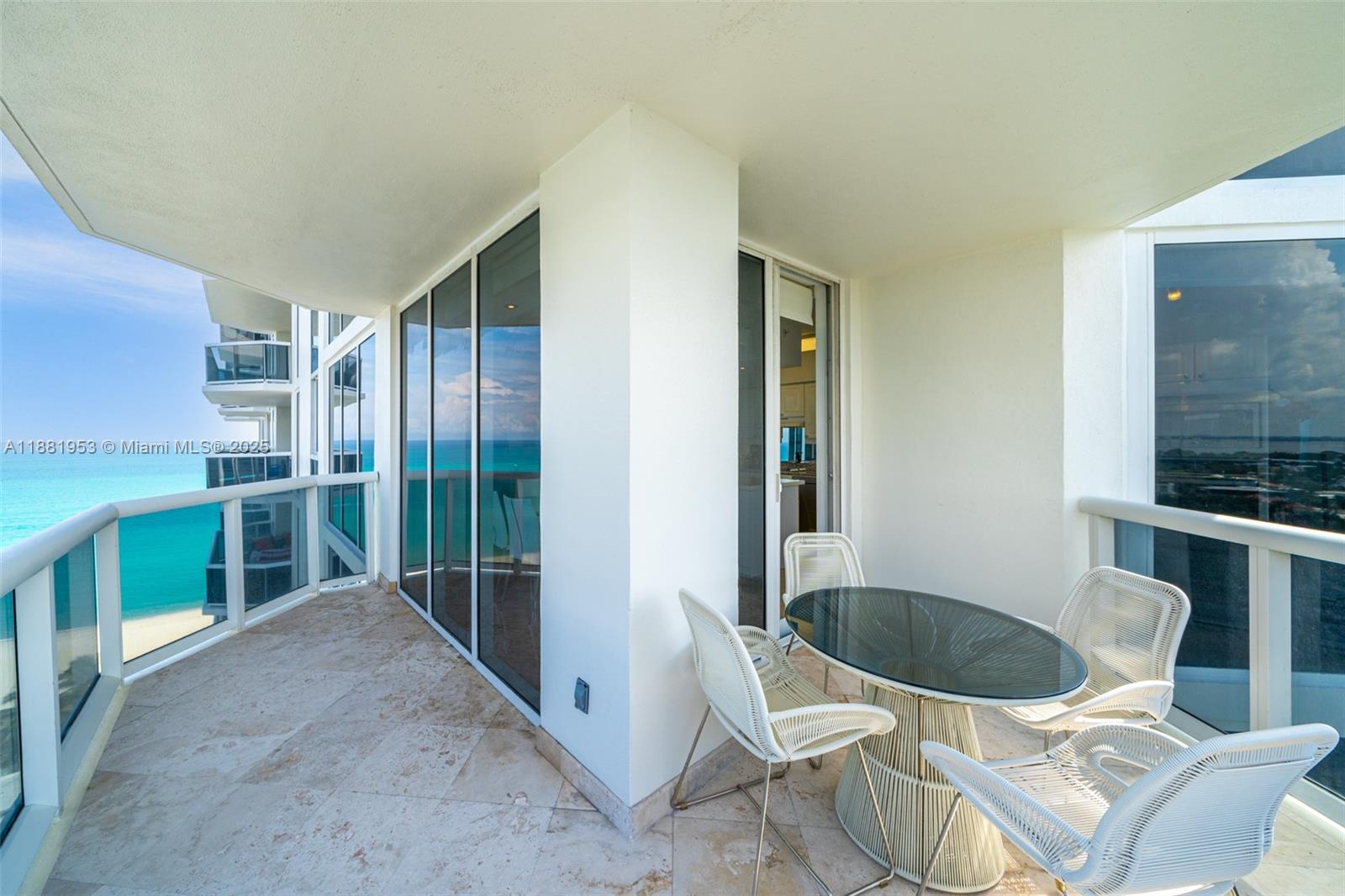 4779 Collins Ave #1707, Miami Beach FL 33140