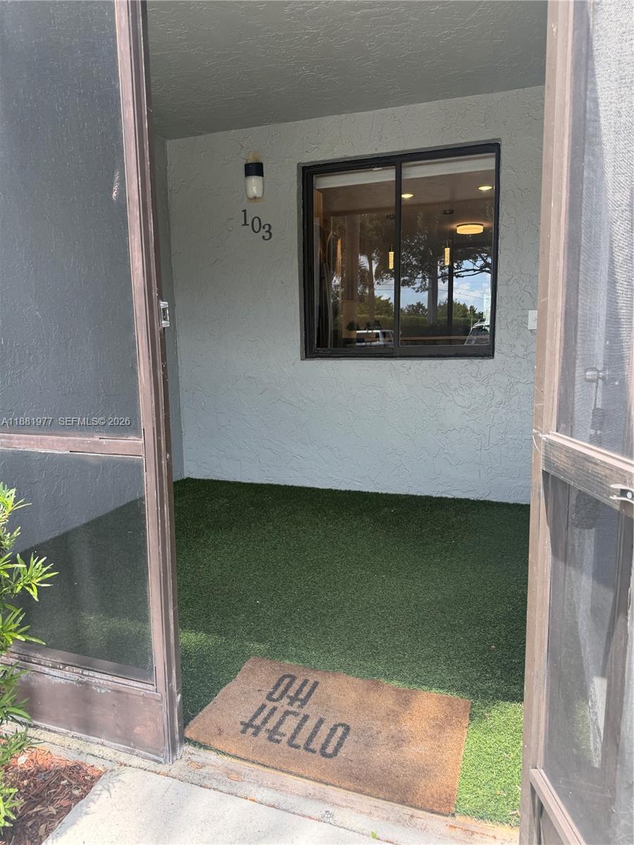16531 Blatt Blvd #103, Weston FL 33326