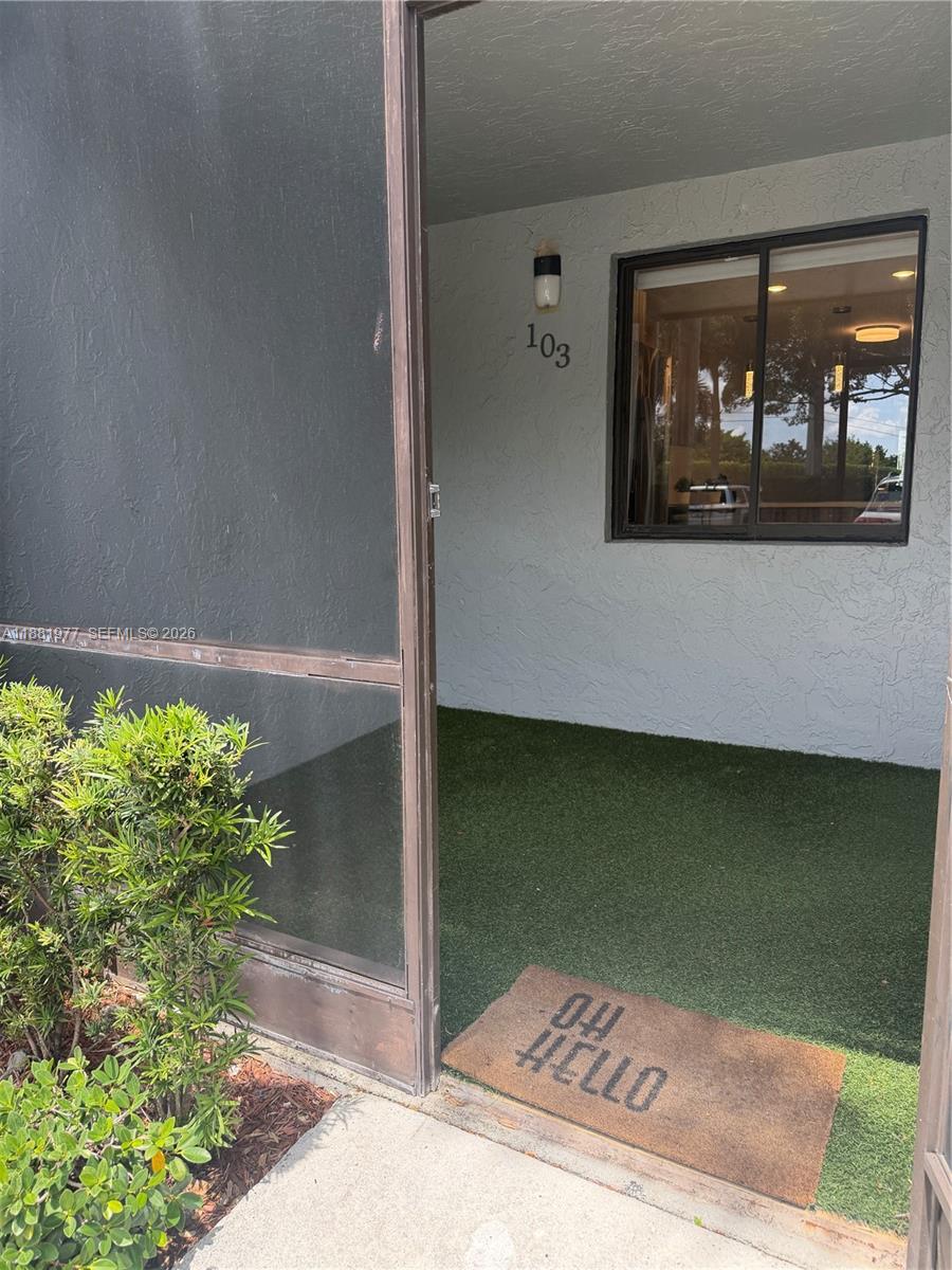 16531 Blatt Blvd #103, Weston FL 33326