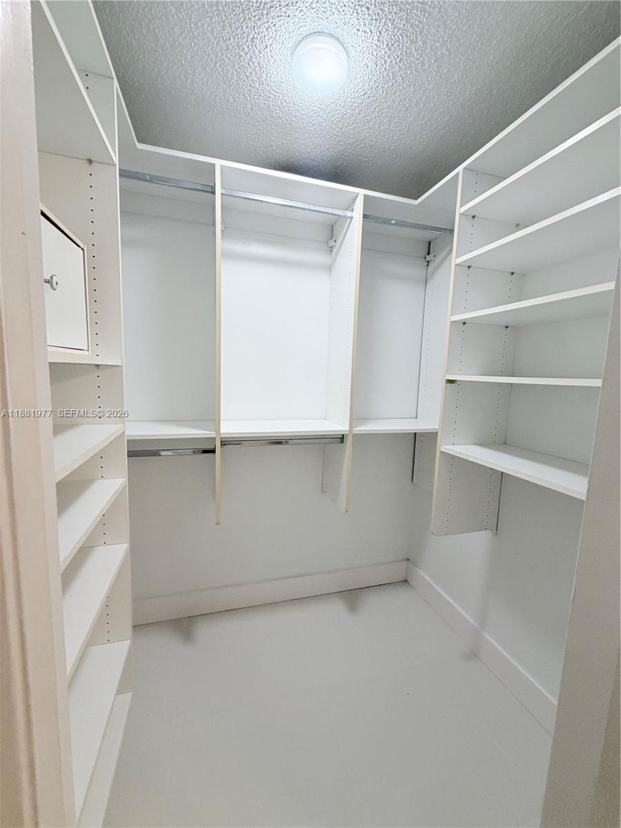 16531 Blatt Blvd #103, Weston FL 33326