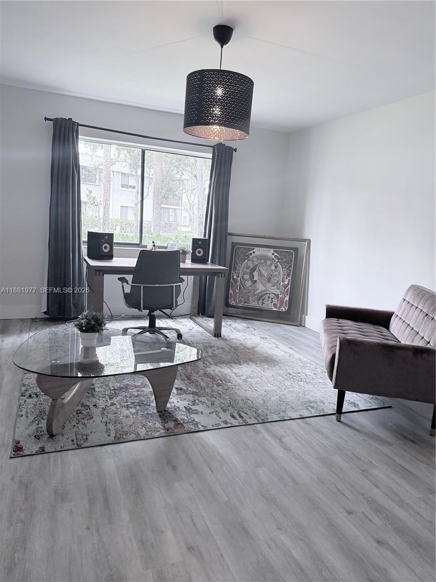 16531 Blatt Blvd #103, Weston FL 33326