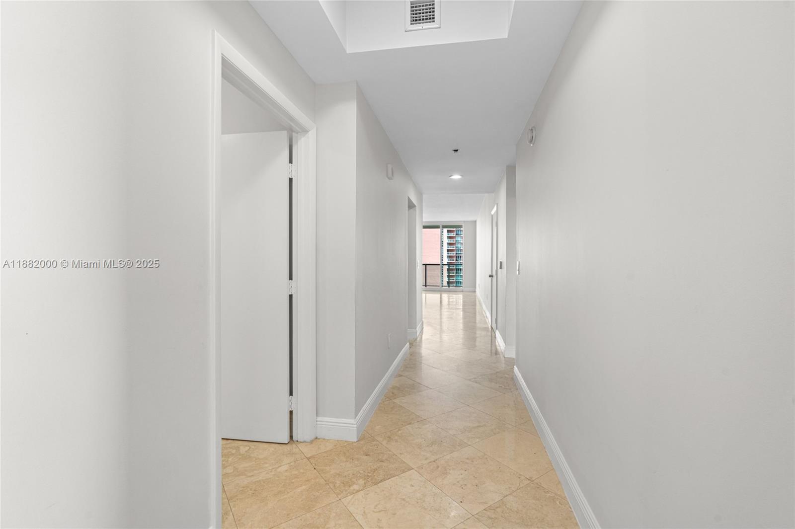 3340 NE 190th St #1208, Aventura FL 33180