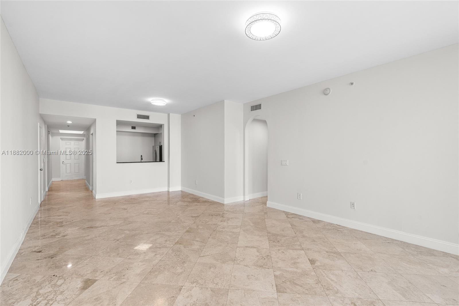 3340 NE 190th St #1208, Aventura FL 33180