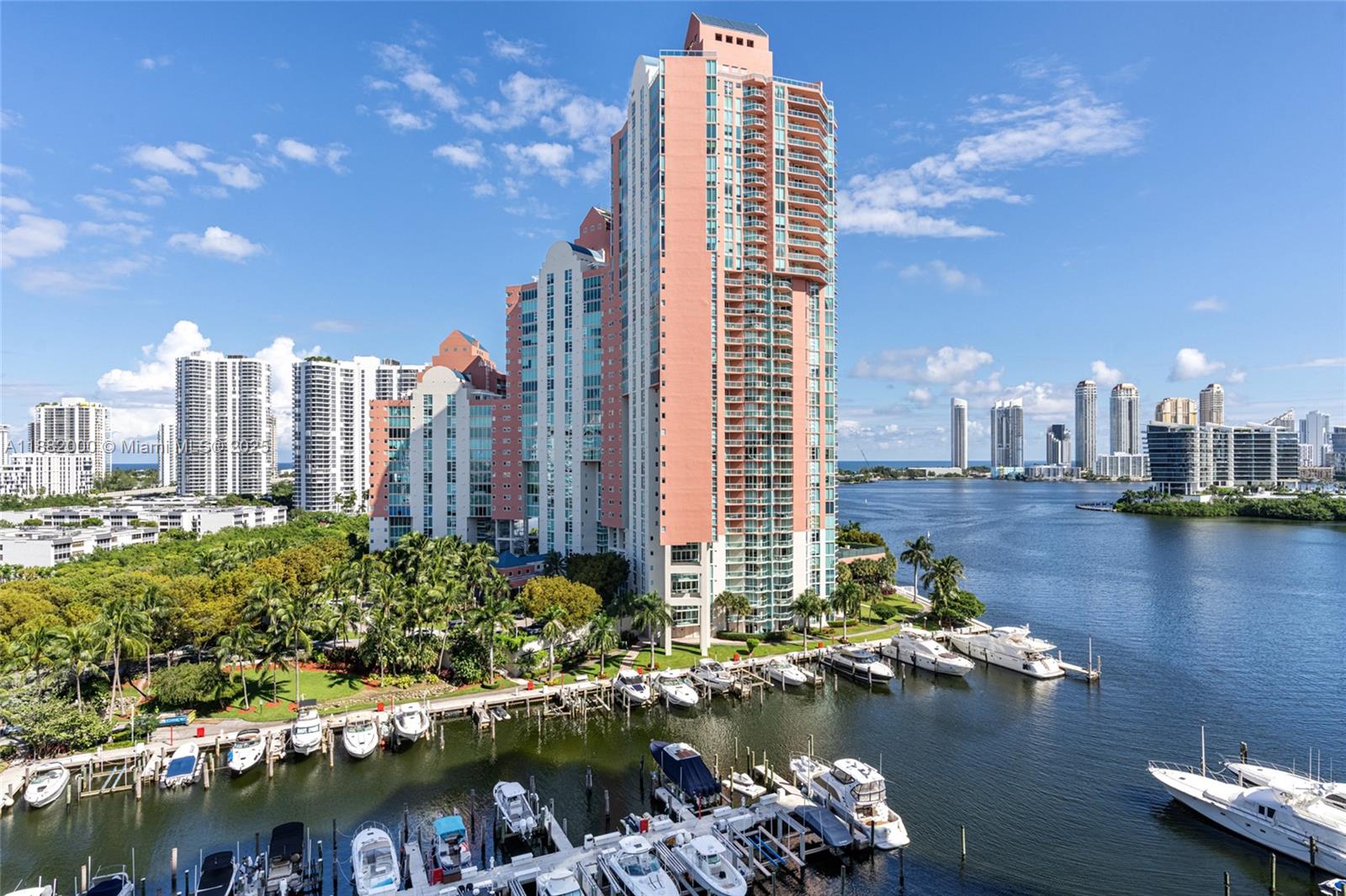 3340 NE 190th St #1208, Aventura FL 33180