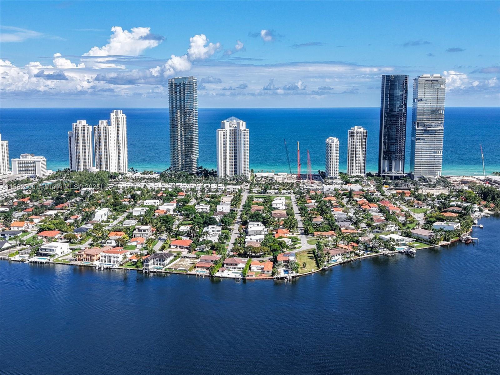 3340 NE 190th St #1208, Aventura FL 33180