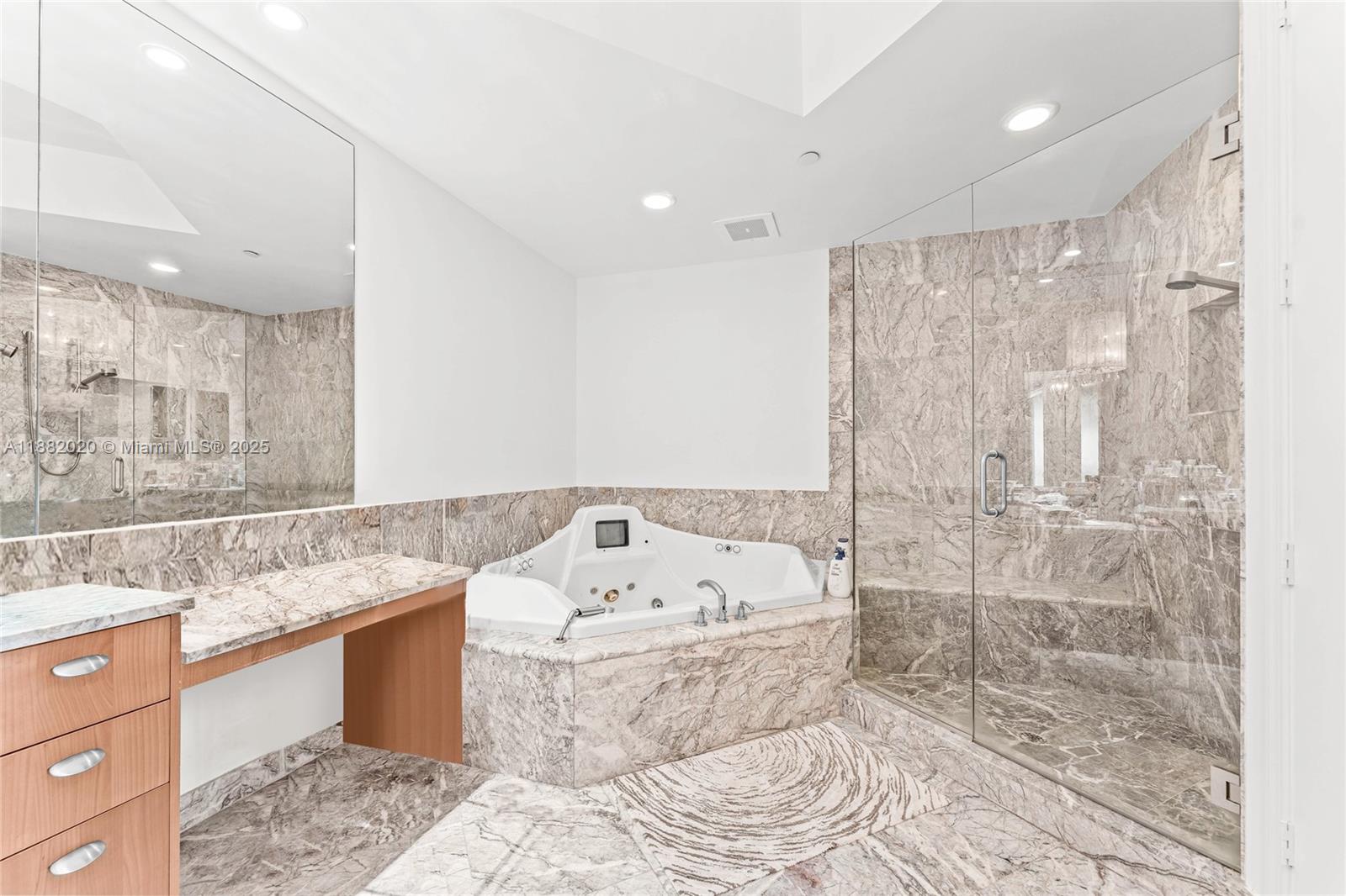 16047 Collins Ave #404, Sunny Isles Beach FL 33160