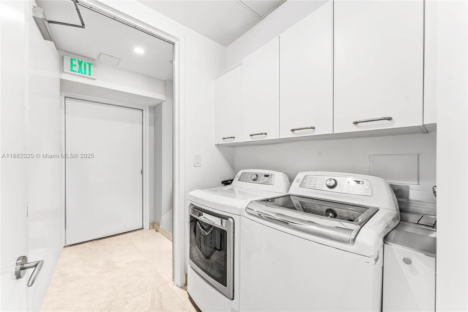 16047 Collins Ave #404, Sunny Isles Beach FL 33160