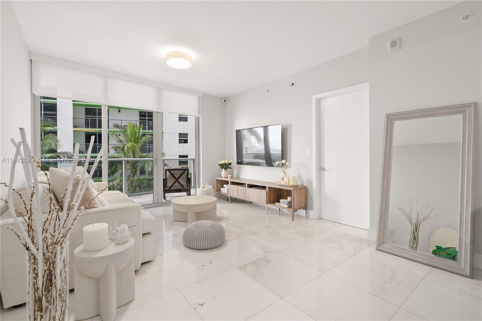 488 NE 18th St #1508, Miami FL 33132